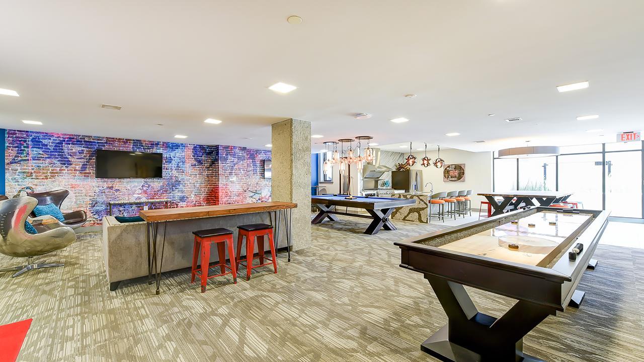 Stay Alfred At Varsity On K Washington Exterior foto